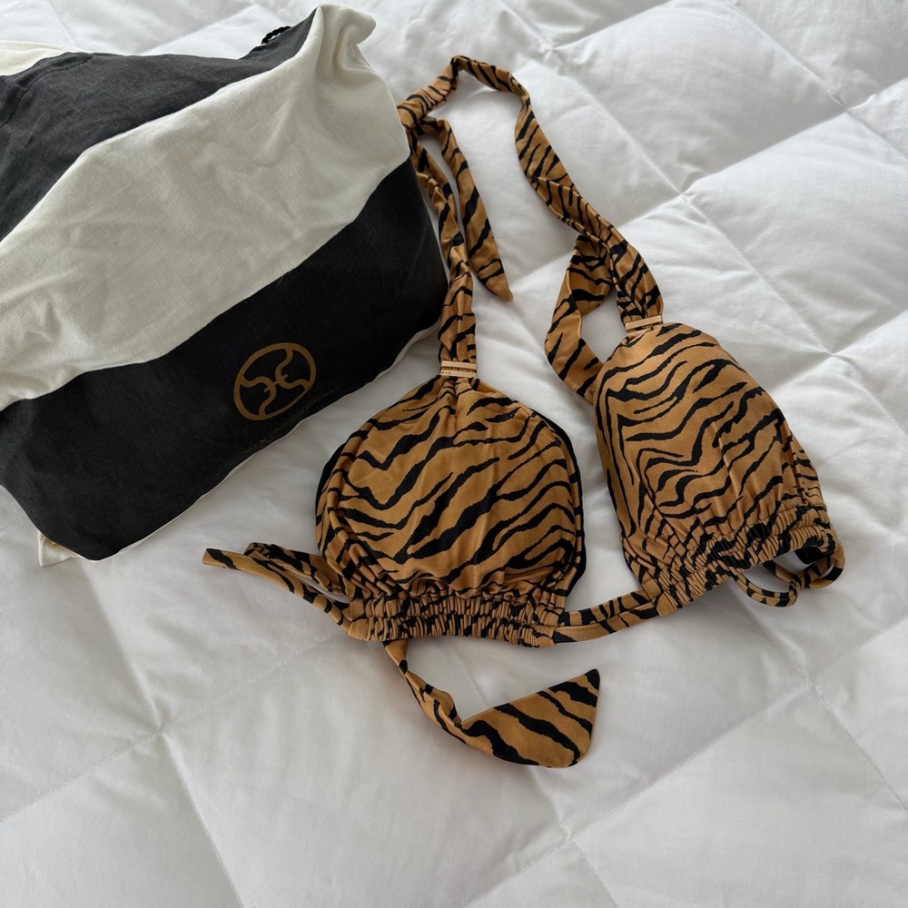 Vix Paula Hermany Tiger Print Bikini Top